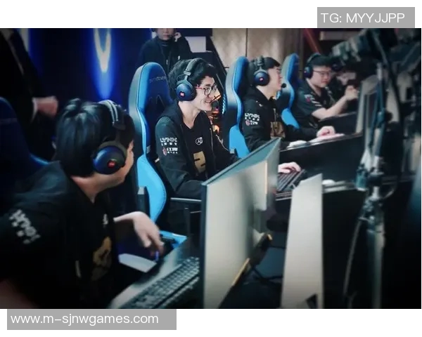 深入分析RNG战队快攻策略在英雄联盟中的应用与成效